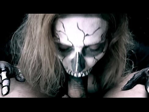 ❤️ Demonflicka suger kuk med sin svarta mun och sväljer sperma. ❌ Porno at us sv.sexflashgame.ru ❌